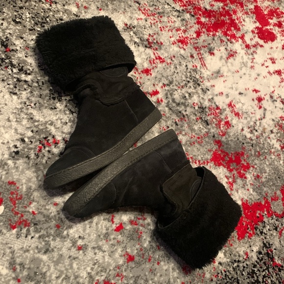 CHANEL BOOTS - Picture 16 of 16